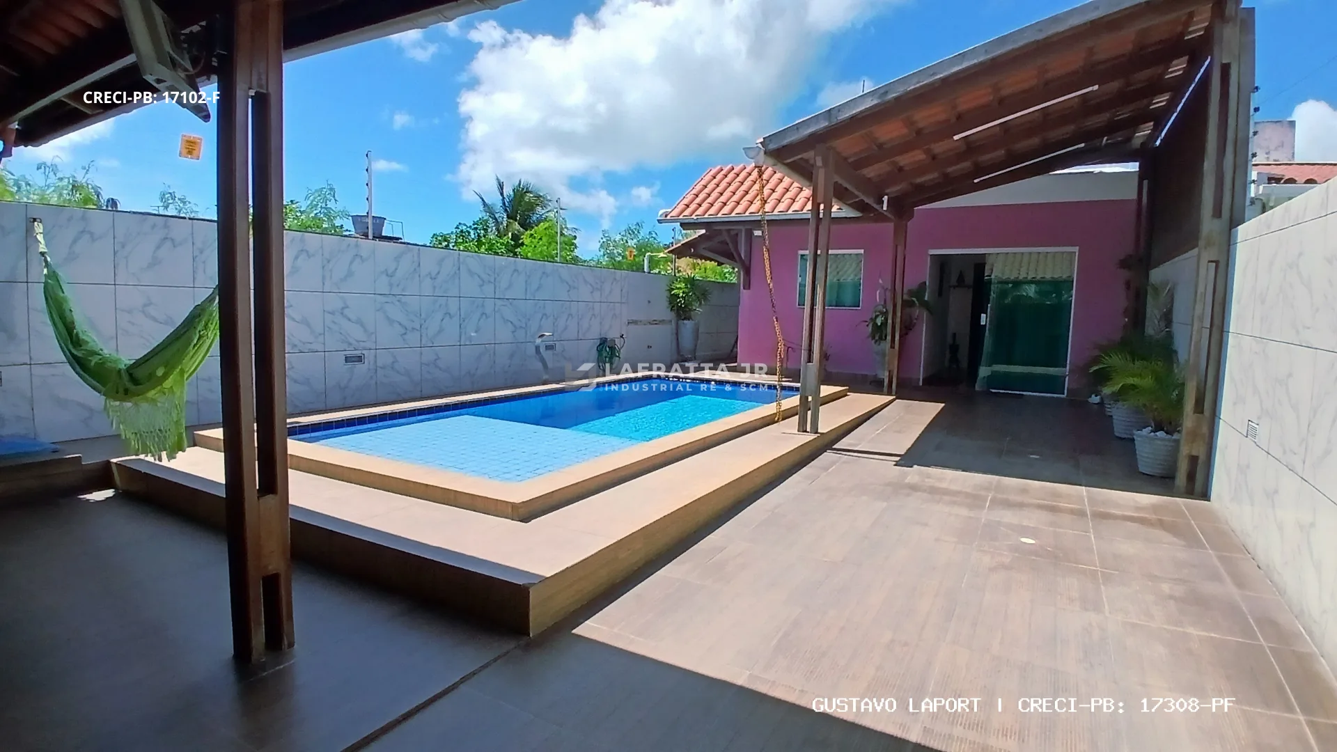 Casa Térrea com Piscina em Jacumã Perto da Praia do Amor